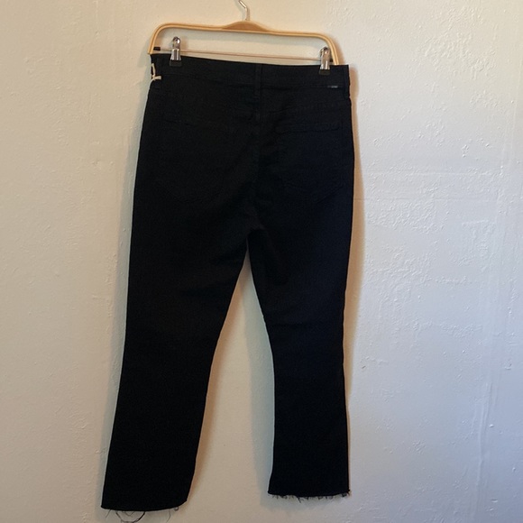 Mother Denim Insider Crop Step Fray in color “Not Guilty”. NWT - Picture 3 of 4